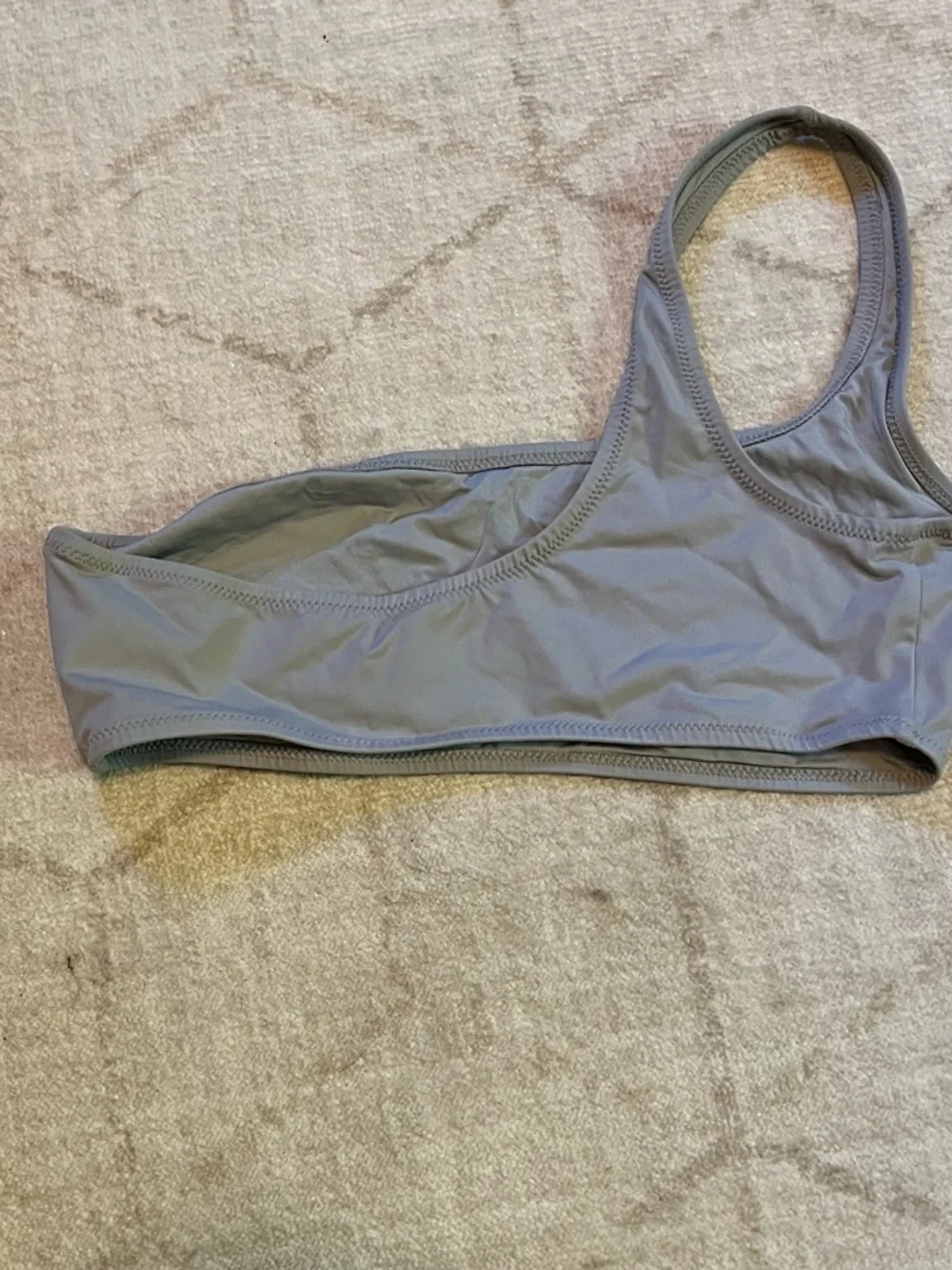 SKIMS One-Shoulder Bikini Top in Gray